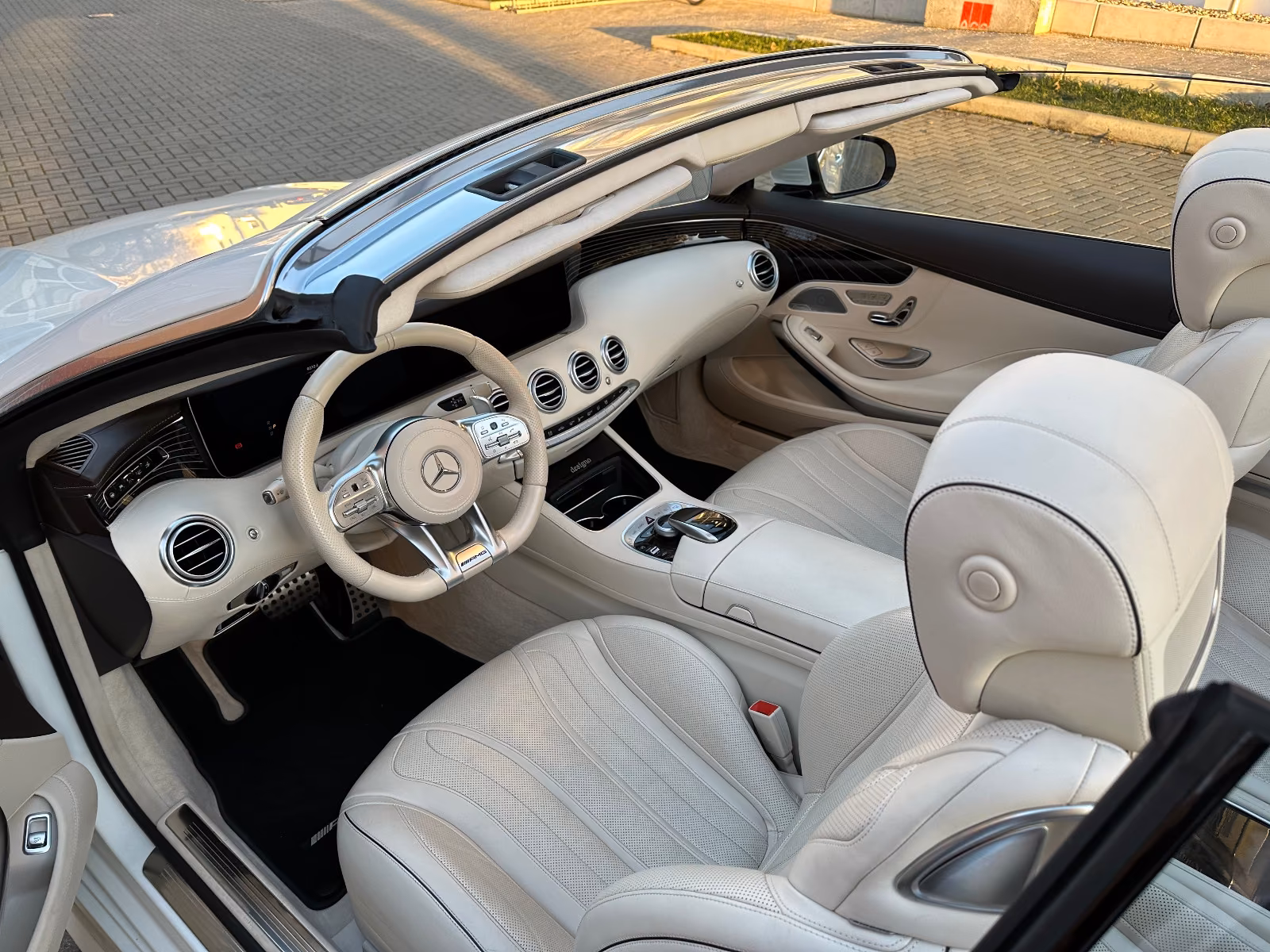 Mercedes-Benz S 560 Cabriolet - zdjęcie 2