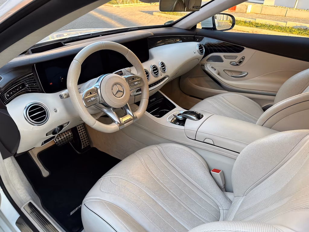 Mercedes-Benz S 560 Cabriolet - zdjęcie 22