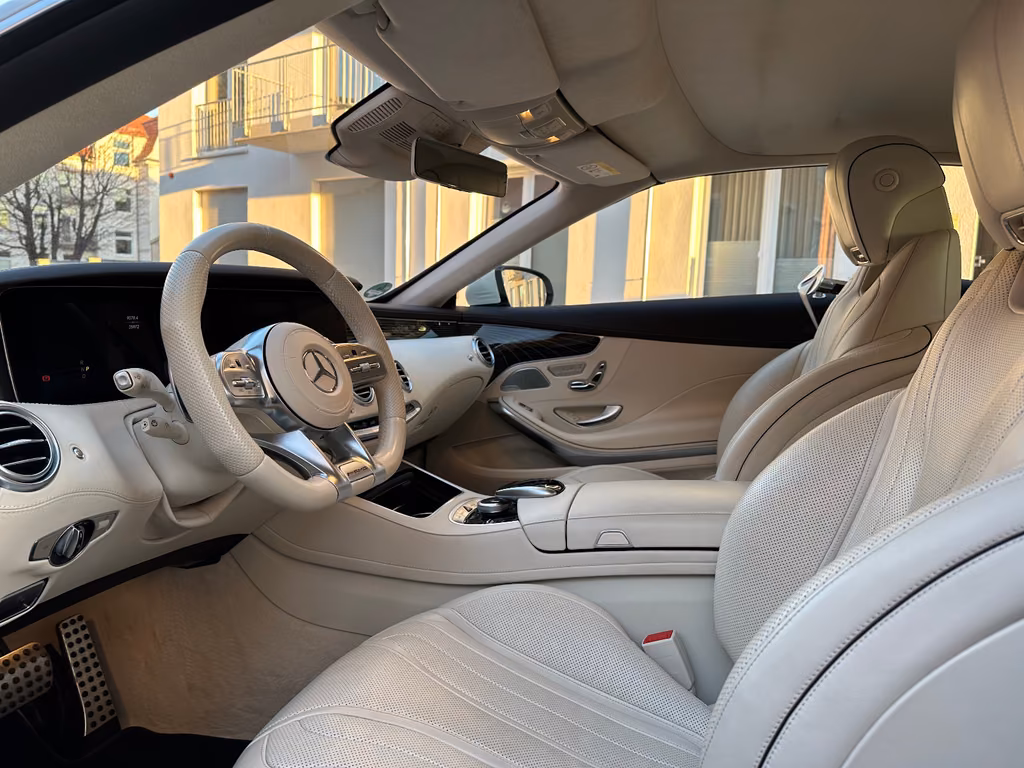 Mercedes-Benz S 560 Cabriolet - zdjęcie 23