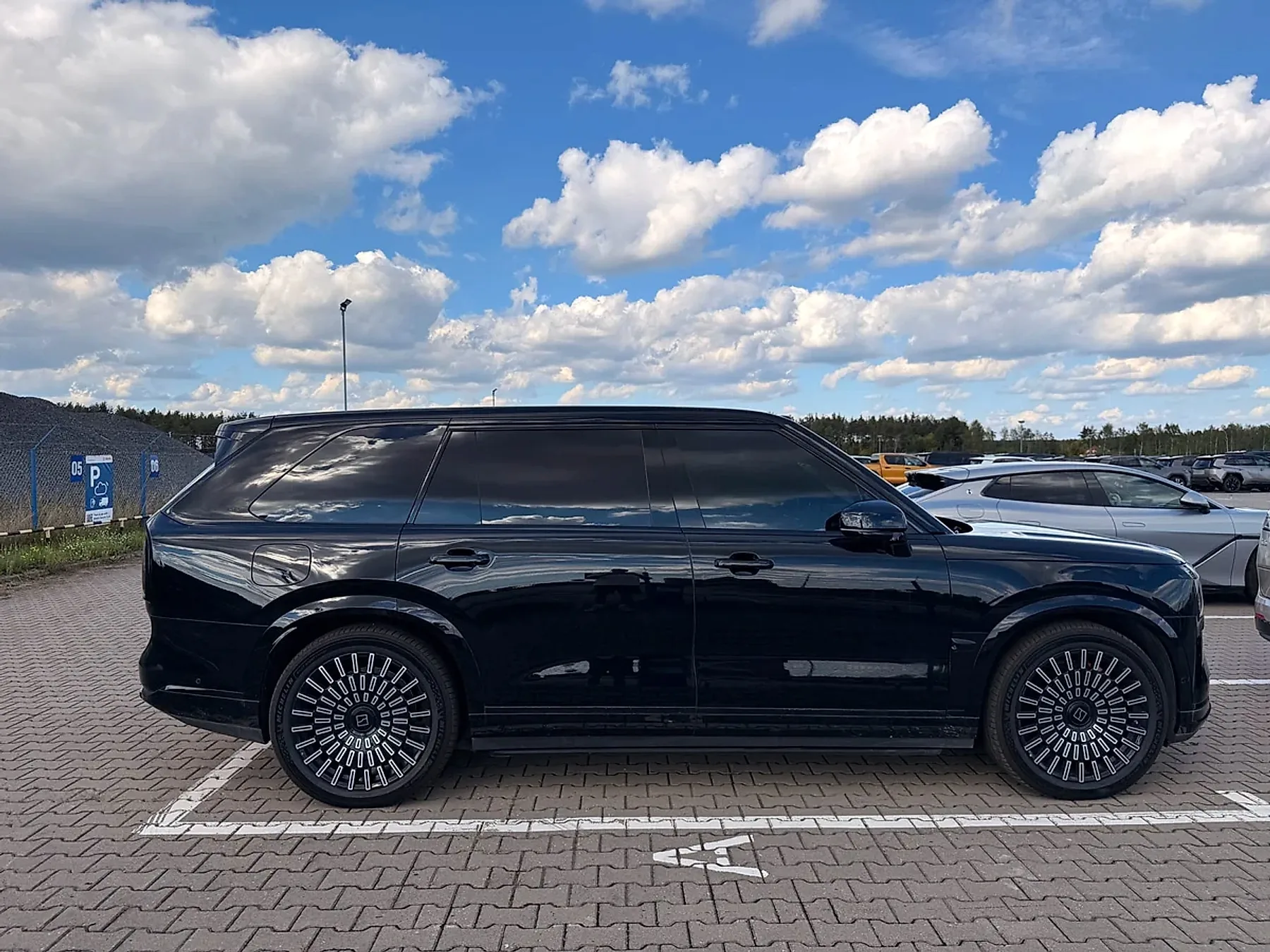 ZEEKR 9X Ultra Edition 70 kWh - zdjęcie 3