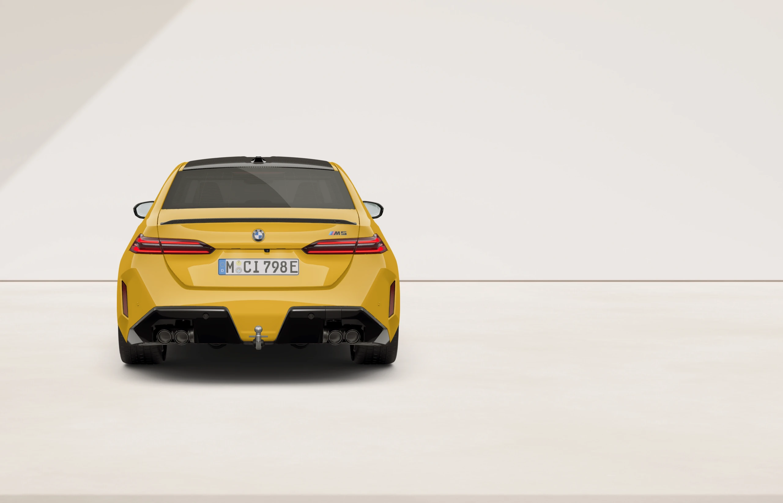 BMW 5 M Sedan - zdjęcie 11