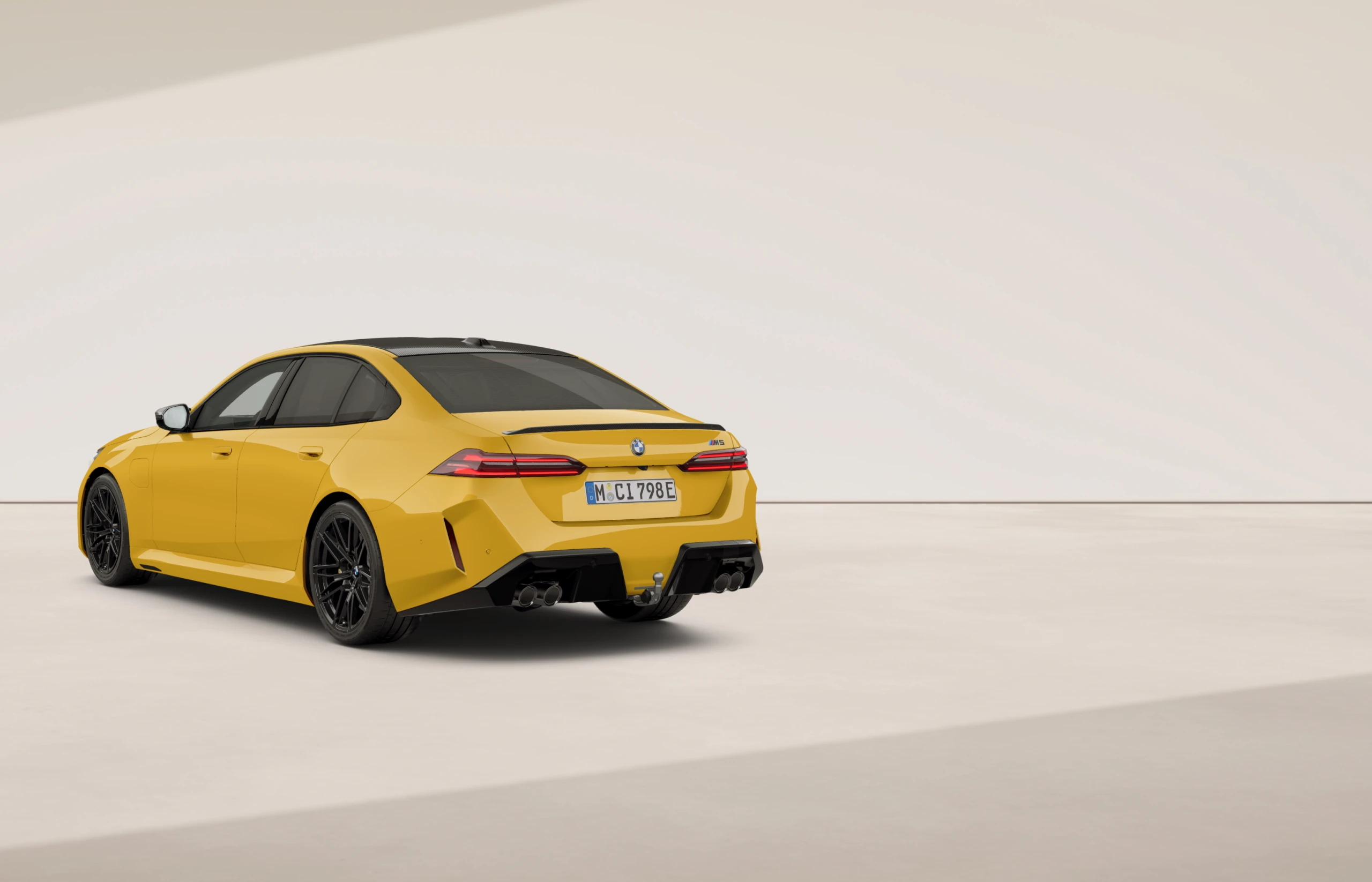 BMW 5 M Sedan - zdjęcie 9