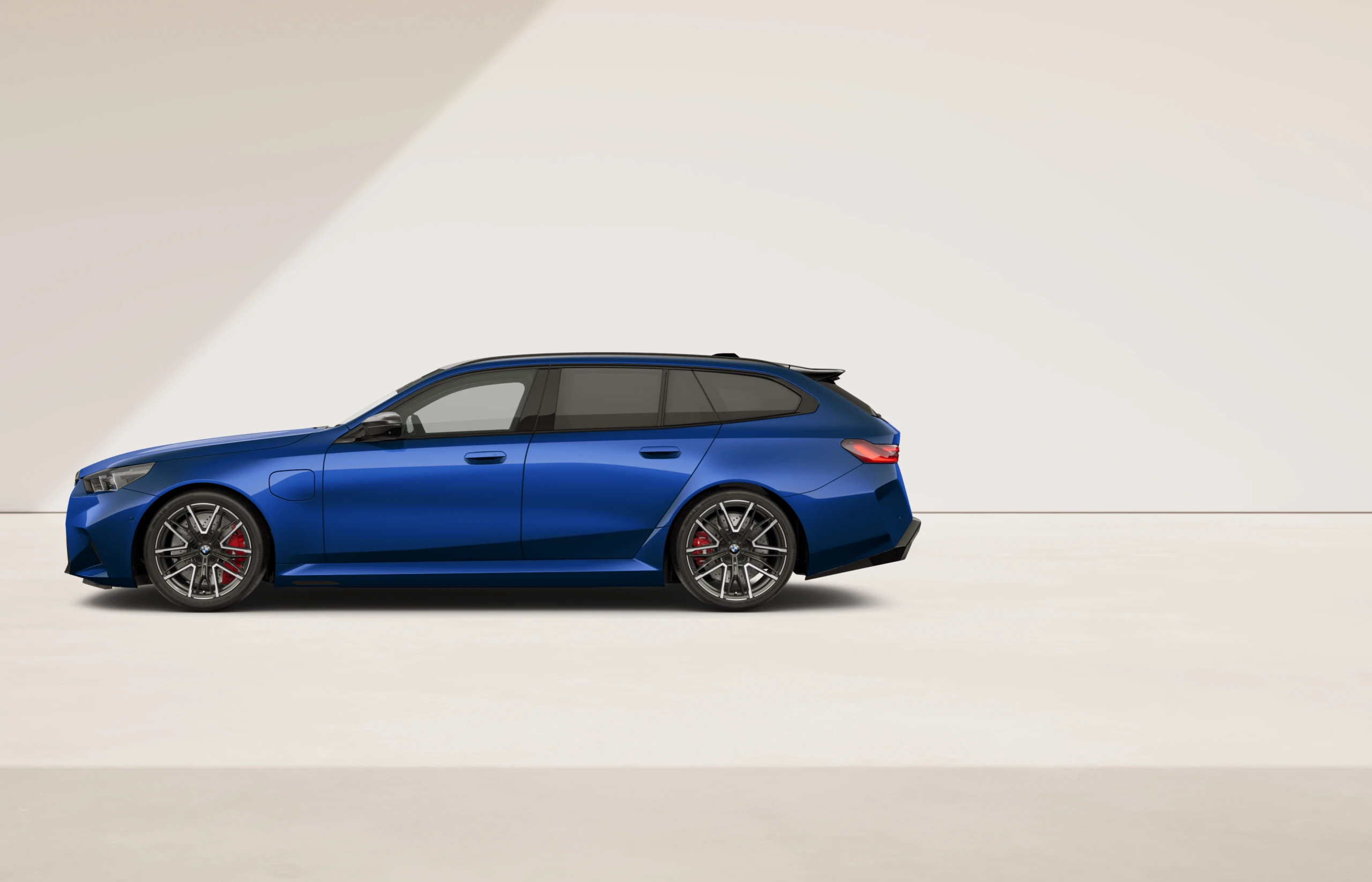BMW 5 M Touring - zdjęcie 5