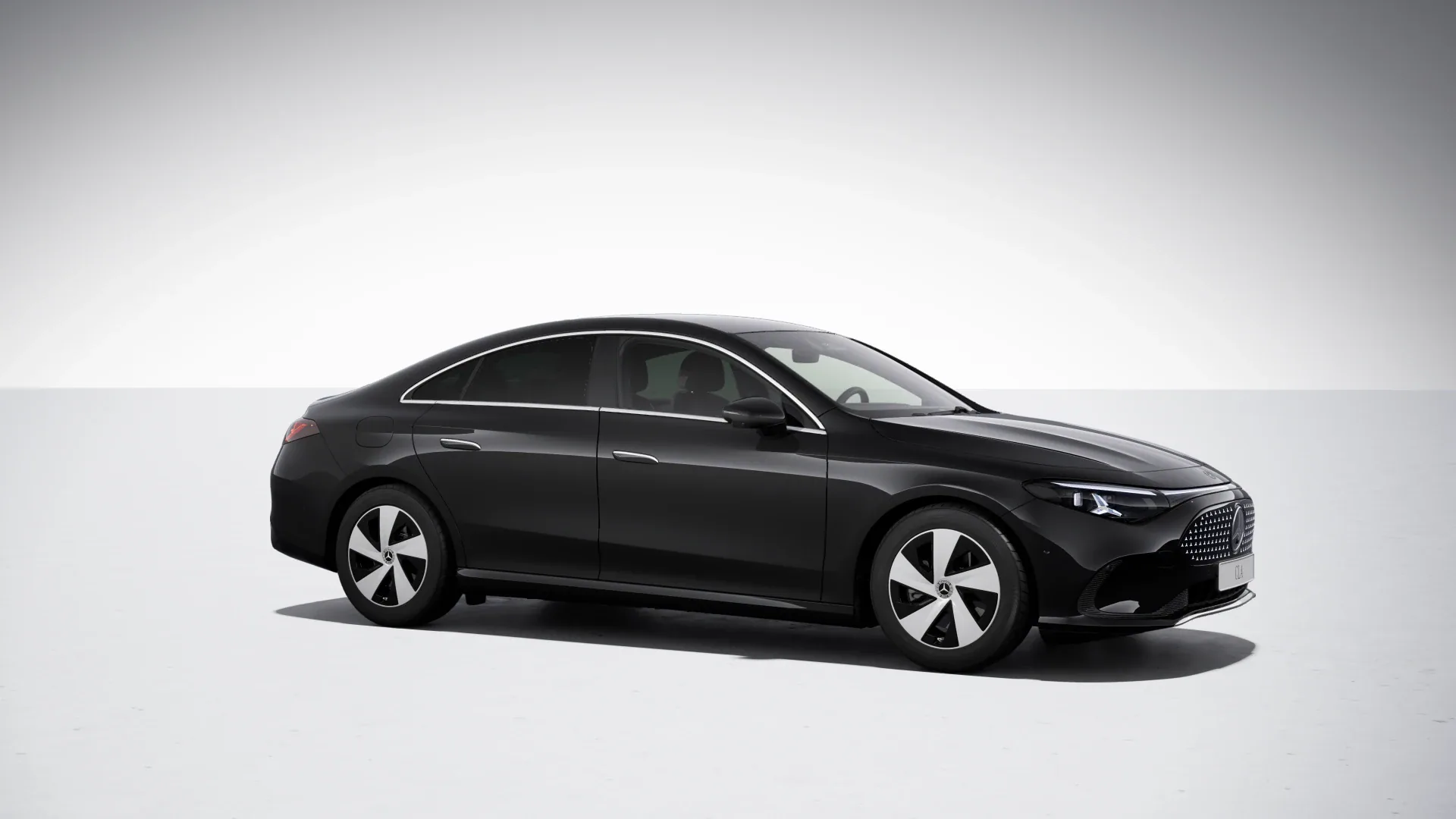 Mercedes-Benz CLA 250+ z technologią EQ - zdjęcie 3