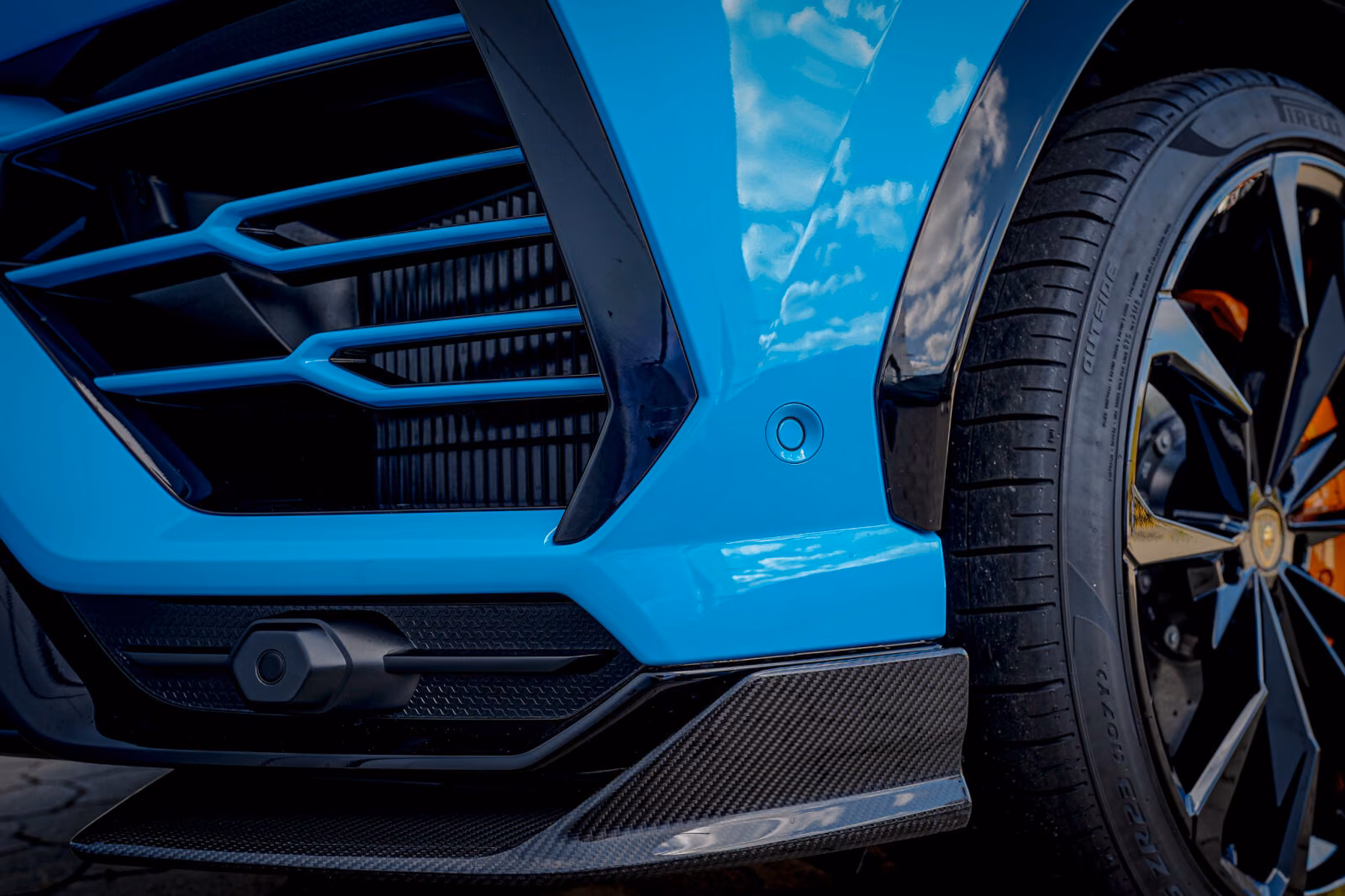 Lamborghini Urus - zdjęcie 8