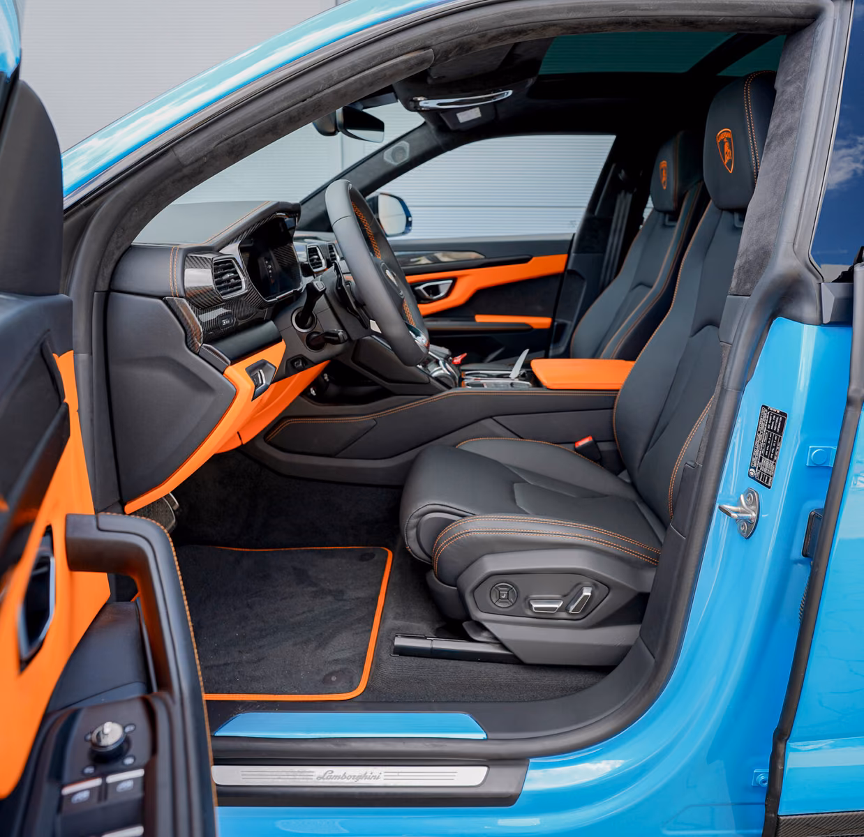 Lamborghini Urus - zdjęcie 12
