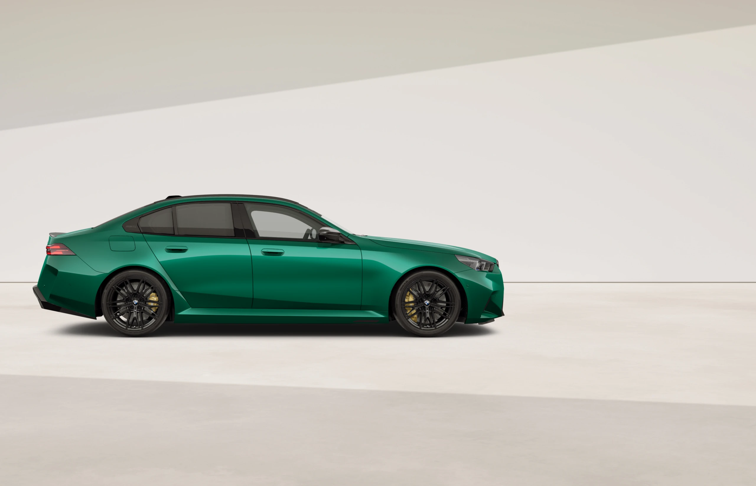 BMW 5 M Sedan - zdjęcie 6