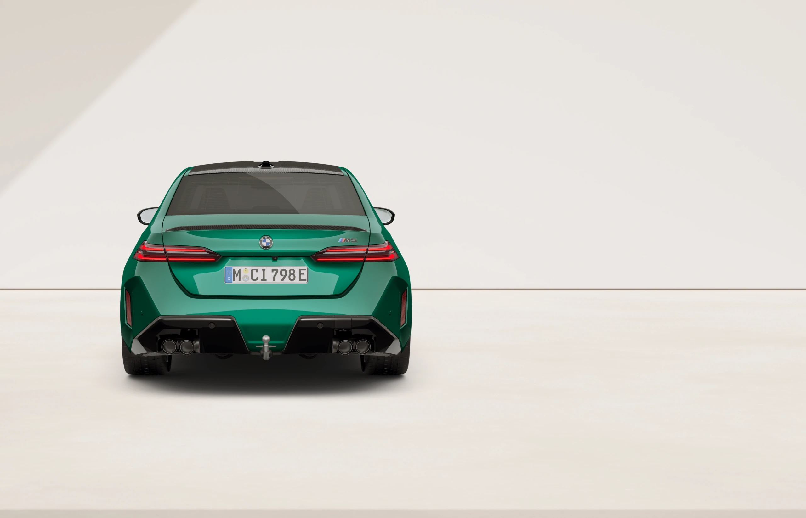 BMW 5 M Sedan - zdjęcie 8