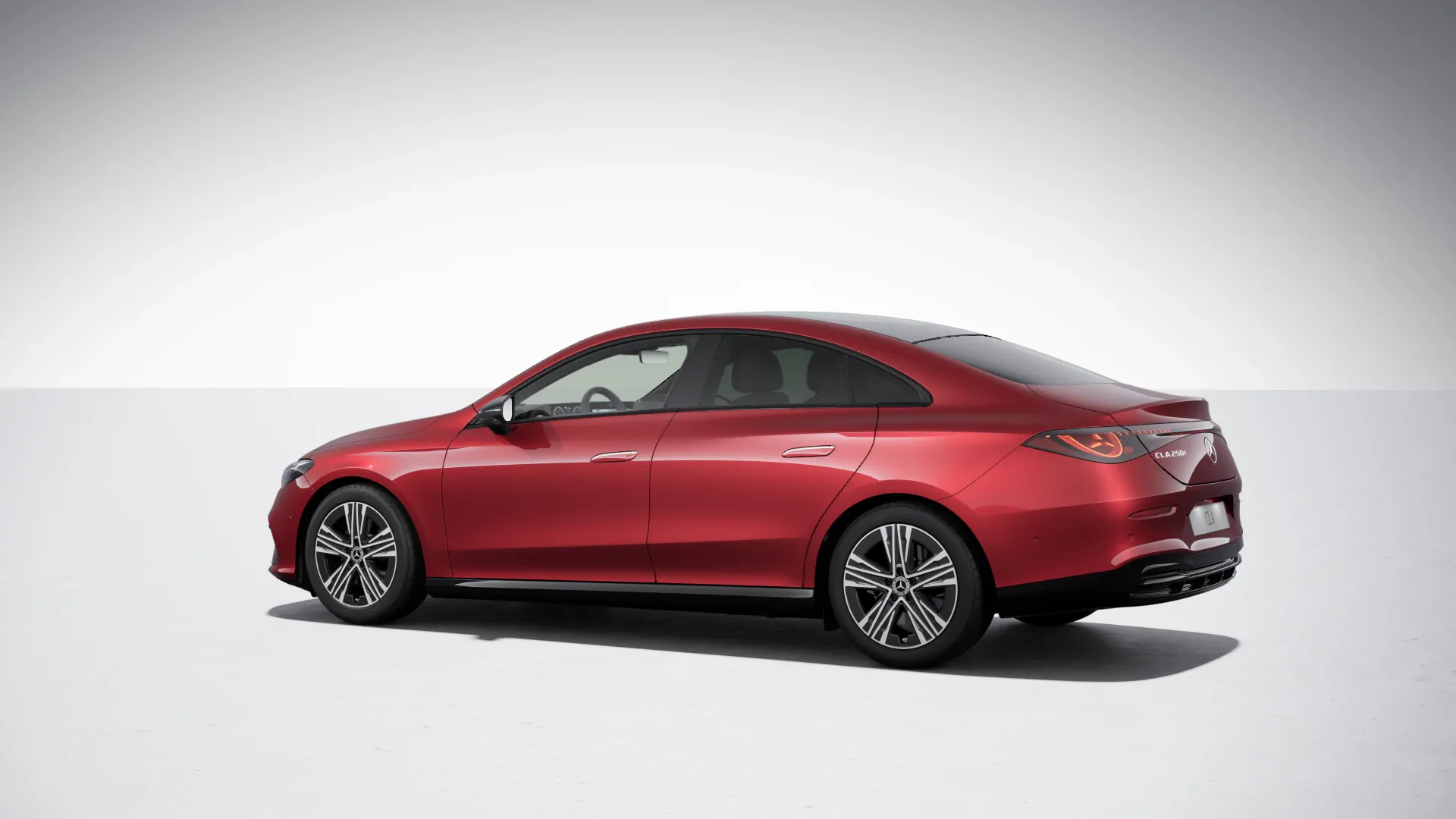 Mercedes-Benz CLA 250+ z technologią EQ - zdjęcie 9