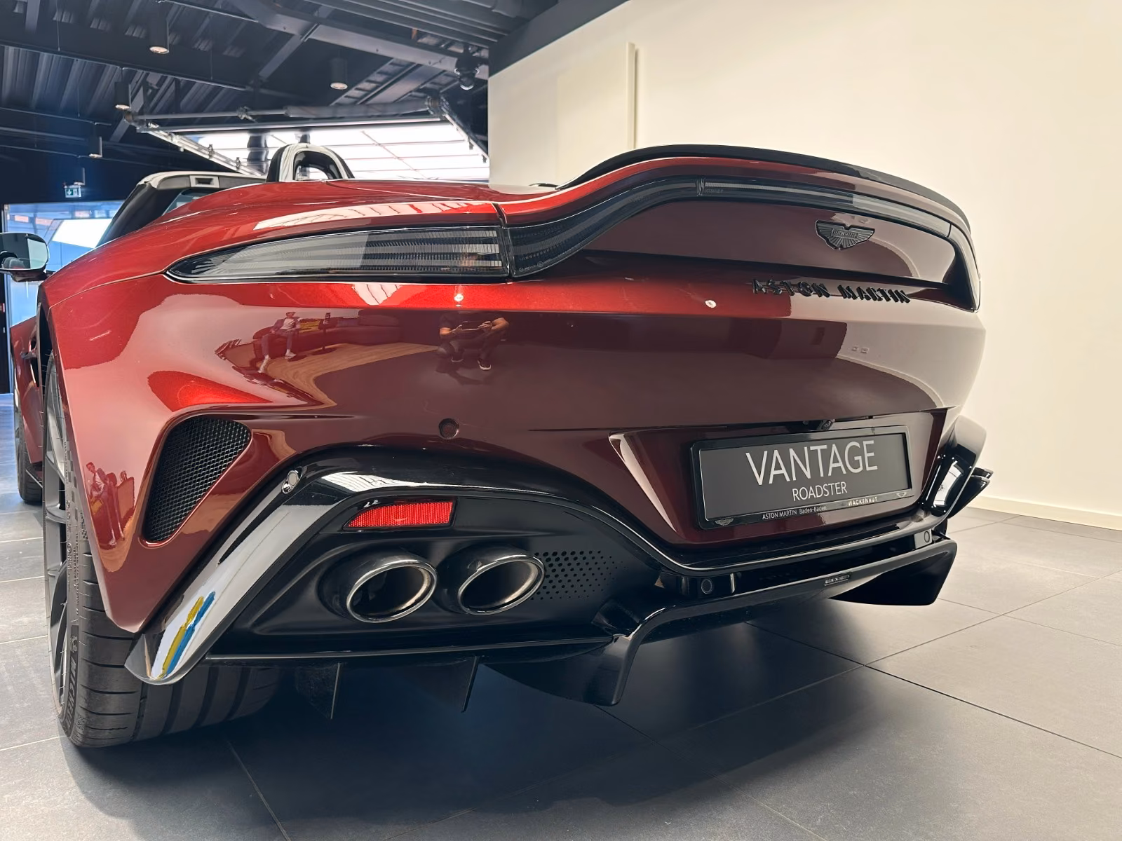 Aston Martin S Roadster - zdjęcie 17