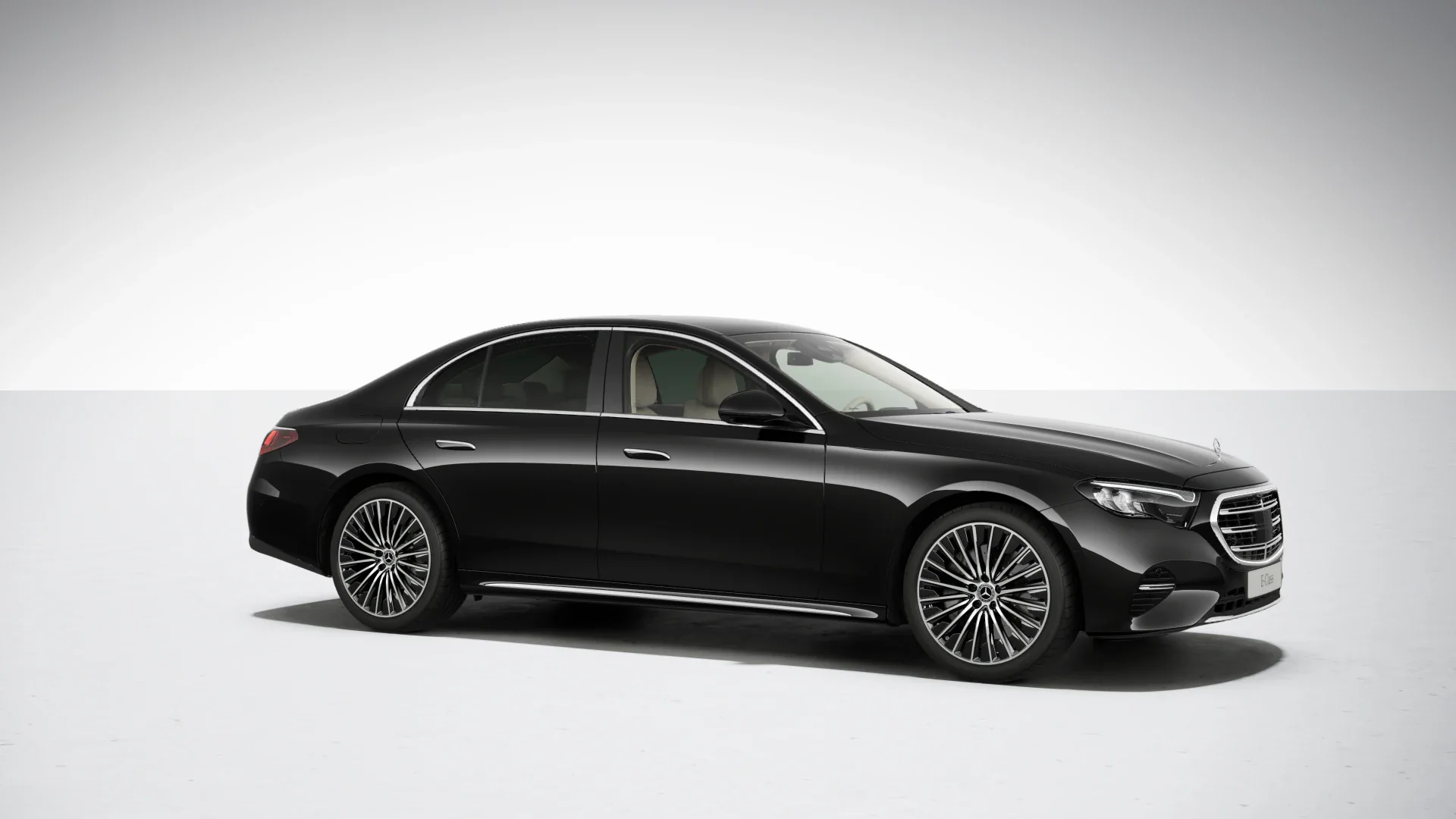 Mercedes-Benz E 220 d 4MATIC Sedan - zdjęcie 2