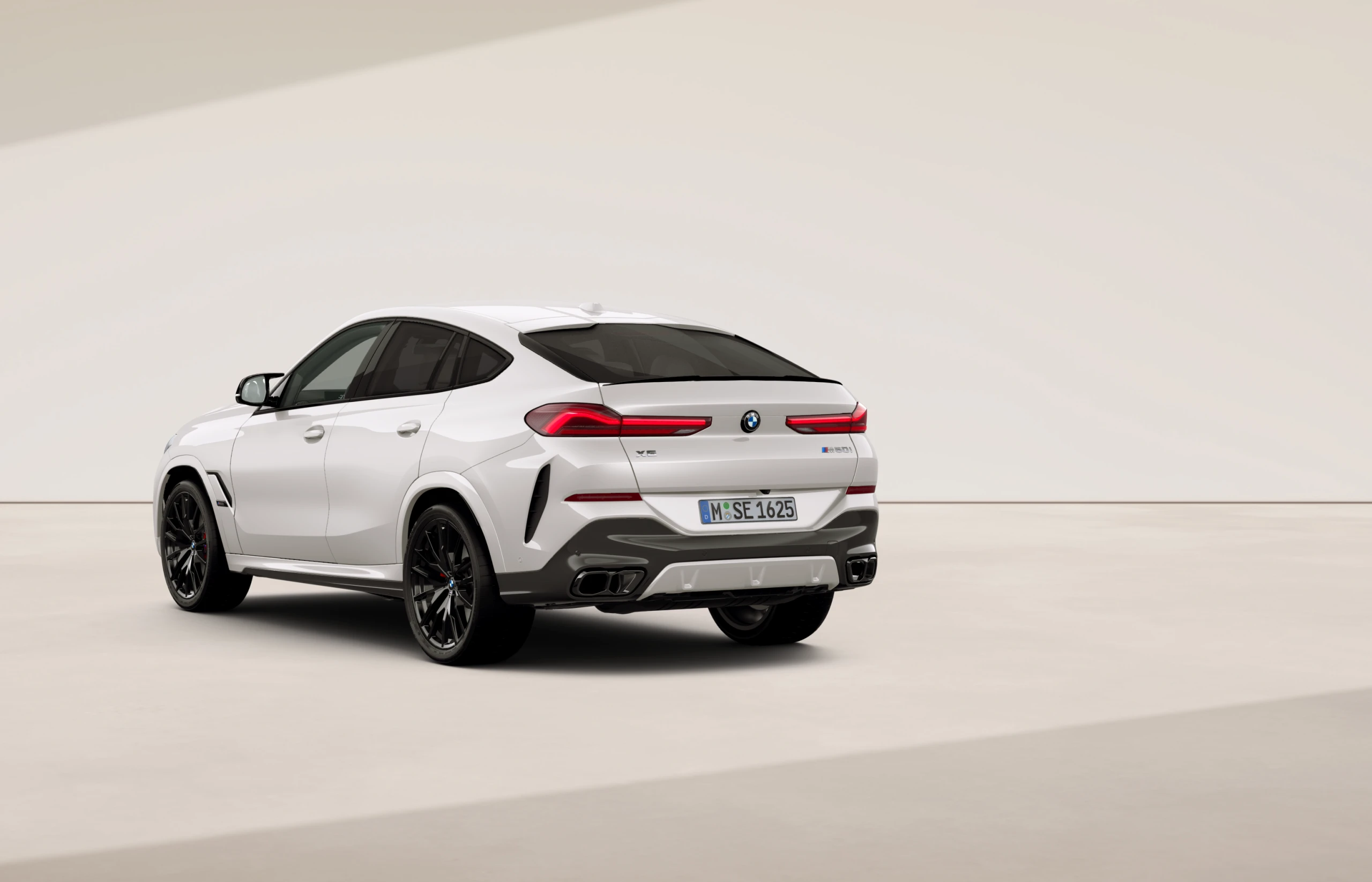 BMW X6 M60i xDrive - zdjęcie 2