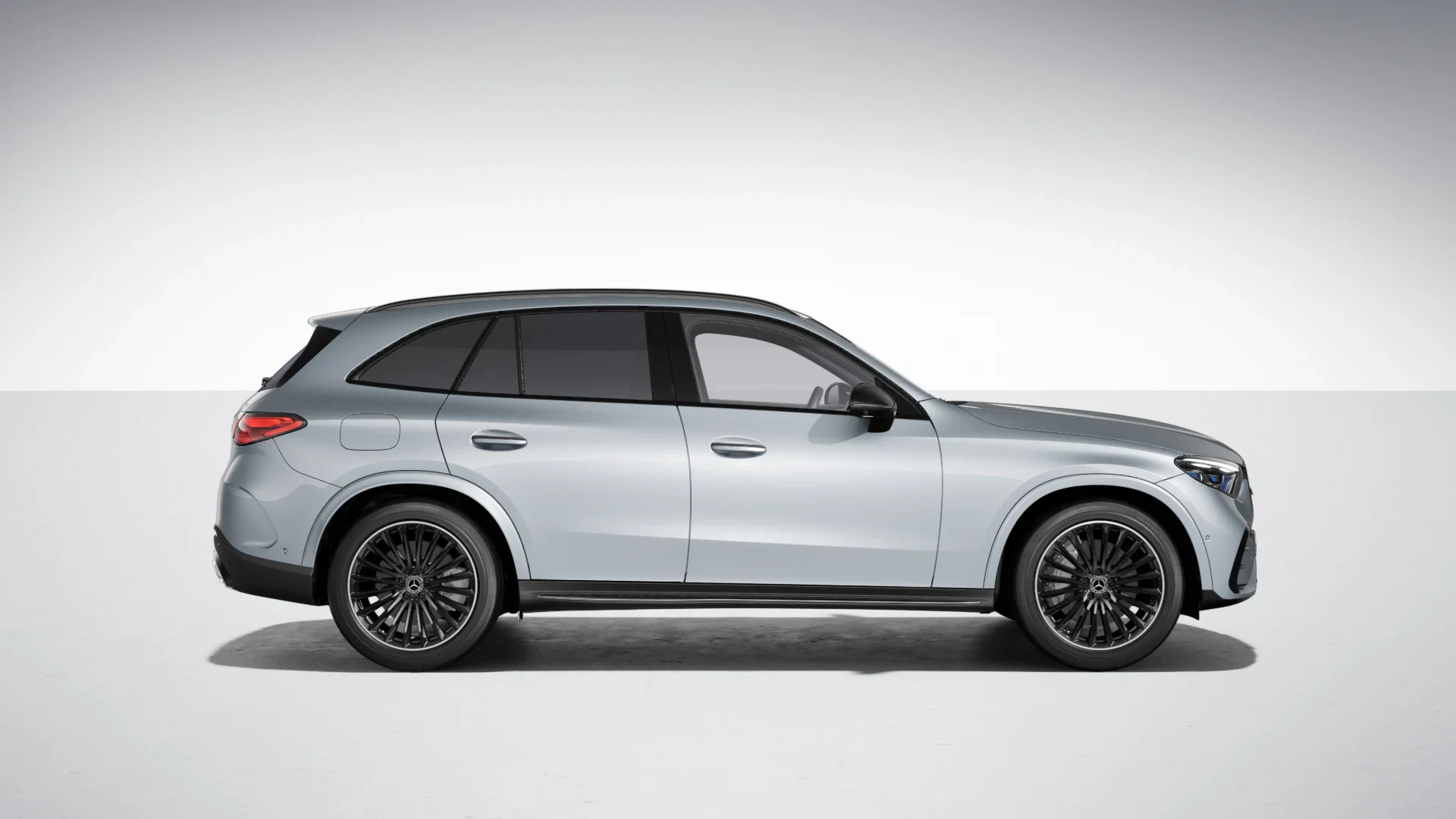 Mercedes-Benz GLC 300 e 4MATIC z EQ - zdjęcie 5