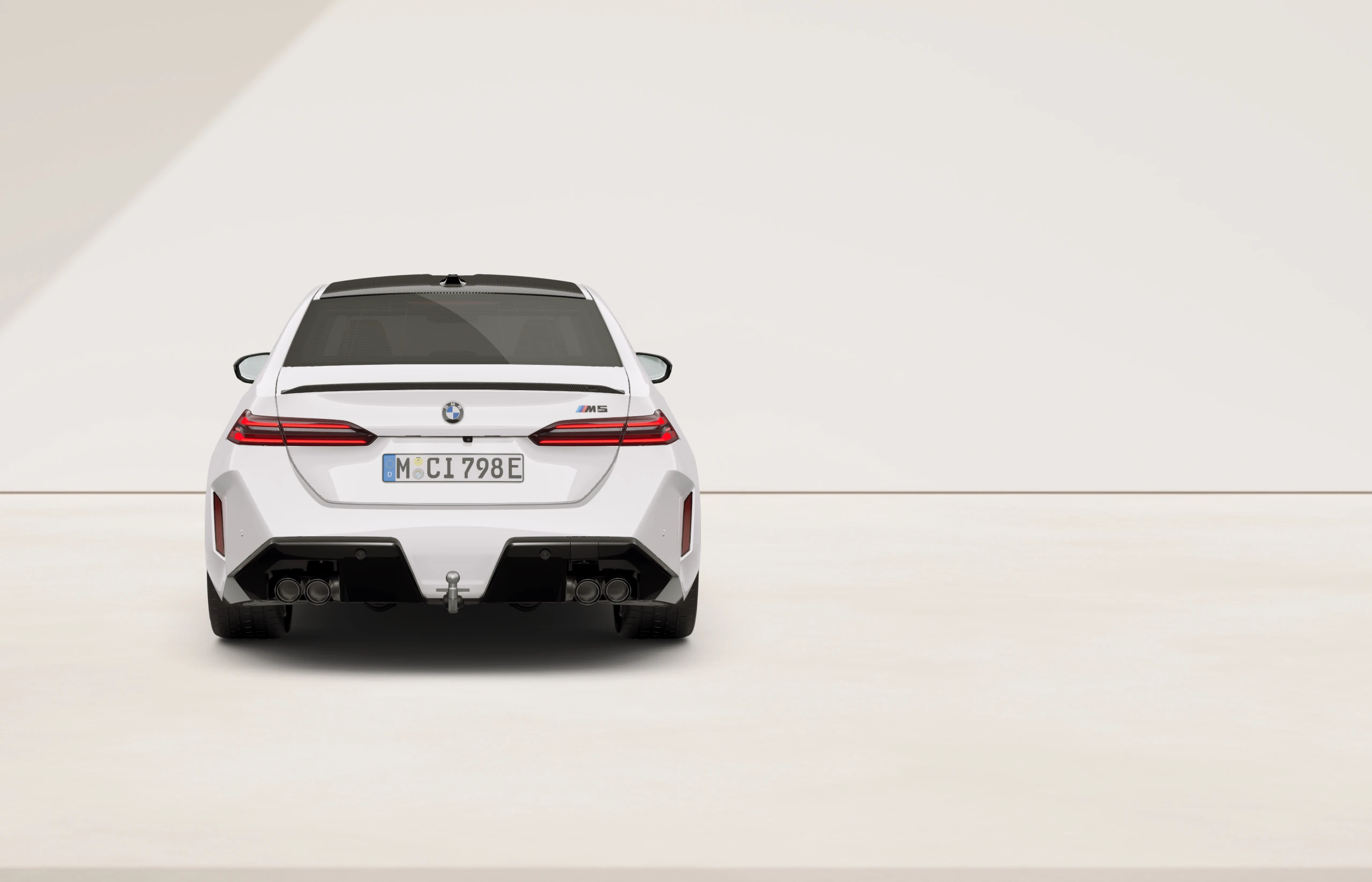 BMW 5 M Sedan - zdjęcie 6